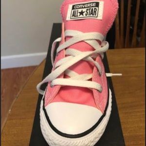 Convers All Star “New” size 3Y